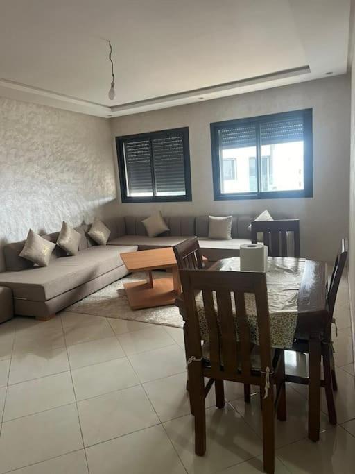 Avec Balcon Parking Apartamento