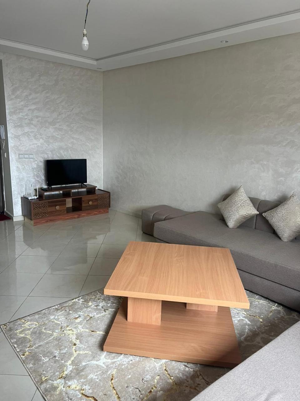 Avec Balcon Parking Apartamento *